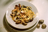 Spaghetti alle vongole (spaghetti with clams), Italy
