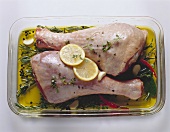 Putenkeulen in Kräuter-Öl-Marinade