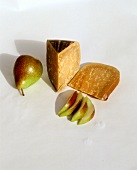 Cheddar & Pear Slices