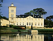 In japanischem Besitz: Château Lagrange, Medoc, Frankreich