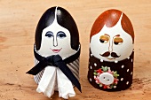 Amusing painted Easter eggs (Man and wife)