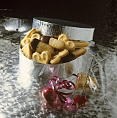 Orange hearts and "Schweizer Zungen" cookies in gift box