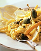 Spaghetti with capers and carrots
