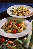 Gnocchisalat mit Thunfisch & Tortellinisalat mit Pilzen