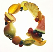 Buchstabe Q aus Früchten