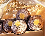 Schokoladenmuffins für das Weihnachtsfest