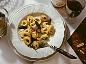 Tortellini with quark and herb filling and sage sauce
