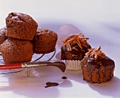 Schokoladen-Muffins (teilweise mit Kuvertüre)