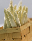 White asparagus in a box