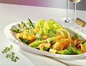 Asparagus and salmon salad