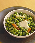 Peas with carrots and cheese