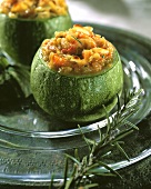Round courgettes stuffed with pepper and almonds
