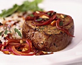 Beef fillet with caramelised onions