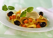 Pan-cooked potatoes & leeks with mushrooms, olives & mozzarella