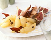Spicy poached pears (Spiced Pears) and figs