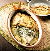 Orata alla pugliese (gilthead bream with potatoes, Italy)