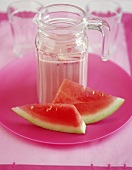 Wassermelonen-Erdbeer-Drink mit Banane, Sojadrink
