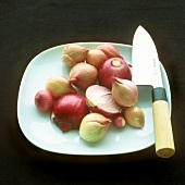 Peeled onions