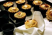 Mini-Pies (kleine gefüllte Küchlein)