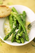 Marinated green asparagus spears