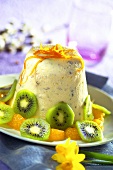 Pasha (Polish quark dessert) with kiwi fruits and mandarins