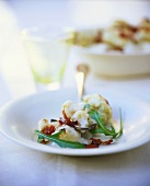 Cauliflower bake with bacon and rocket