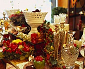 Opulent dekorierter Tisch