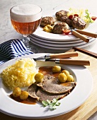 Roast veal with gooseberry sauce, burgers and beer