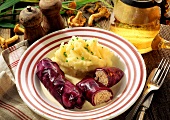 Stuffed red cabbage with chanterelle filling & mashed potato