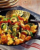 Mexican pan-cooked vegetables with sweetcorn and cheese