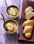 Onion soup with white bread