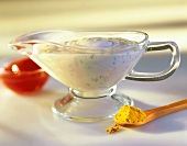 5-minute sauce with mayonnaise and herbs