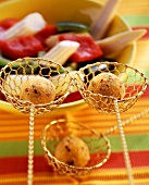 Tex-Mex fondue with polenta balls and vegetables