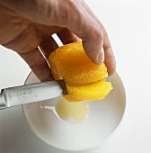 Segmenting an orange