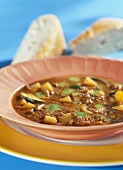 Arab stew with mince, courgettes and potatoes