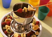 Chocolate fruit fondue