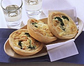 Small broccoli quiches with pine nuts
