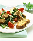 Insalata di tonno e fagioli (Tuna salad with green beans)