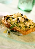 Courgettes and olives on toast with feta