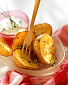 Garlic potatoes with chive quark