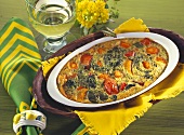 Vegetable bake with broccoli, peppers and cheese