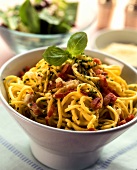 Spaghetti carbonara with chives