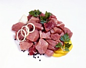 Rind- und Schweinefleisch, in Würfel geschnitten