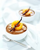 Cocoa cream with apricots and vanilla
