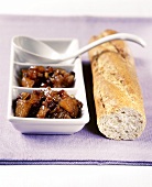 Birnenchutney und Baguette