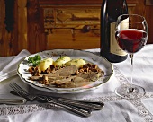Marinated venison with chanterelles & boiled potatoes