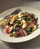 Warm mushroom salad with onions