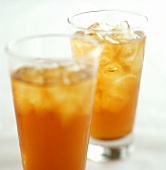 Two glasses of iced tea