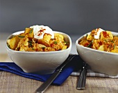 Tofu nach Szegediner Art mit Paprika und Sauerkraut