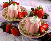 Strawberry ice cream cake with cream